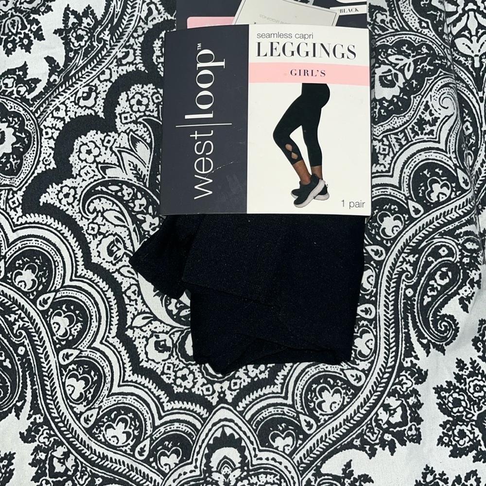 West Loop Black Girl's Seamless Capri Leggings